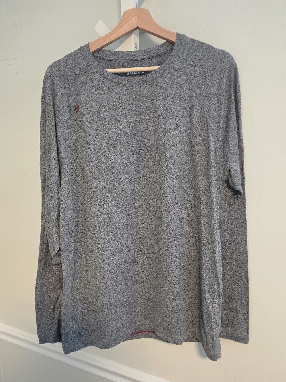 Rhone Reign Long Sleeve Performance Shirt Men's‎ Large Heather Grey Athletic